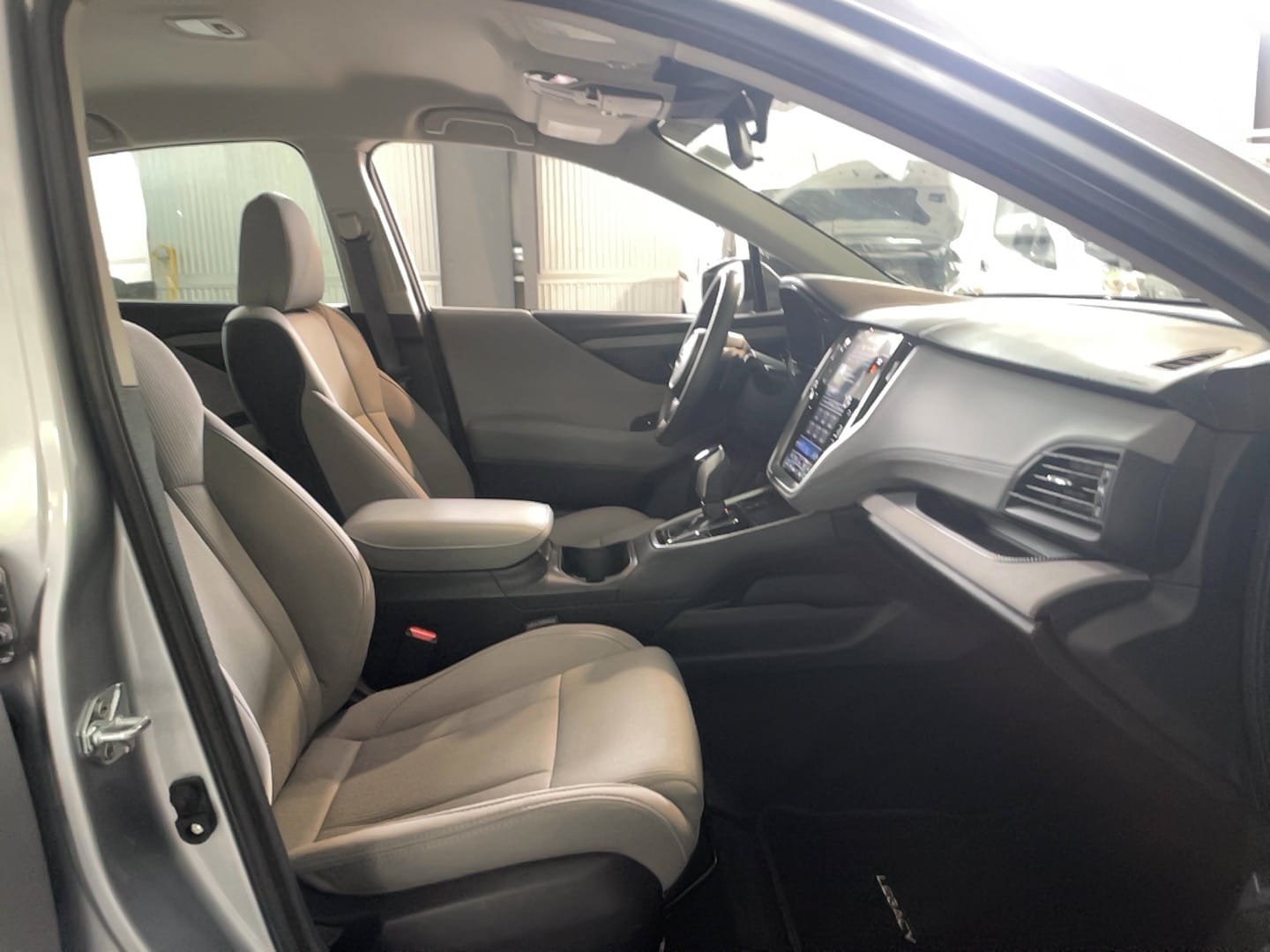 Used 2025 Subaru Legacy Premium AWD/4WD image 17