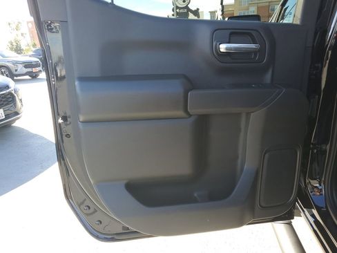 New 2026 Chevrolet Silverado 1500 Custom Trail Boss w/ LPO, Dark Essentials Package AWD/4WD image 15