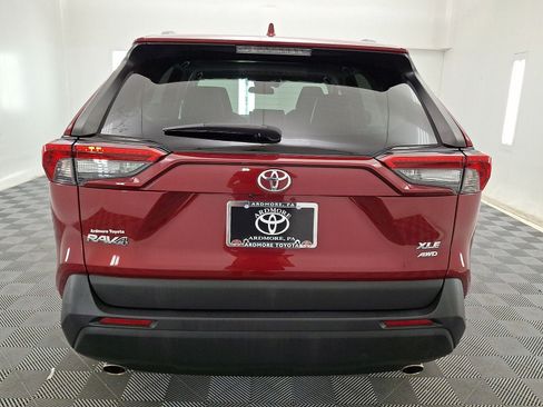Used 2023 Toyota RAV4 XLE Premium AWD/4WD image 15