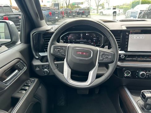 Certified 2023 GMC Sierra 1500 SLT w/ SLT Premium Package AWD/4WD image 32