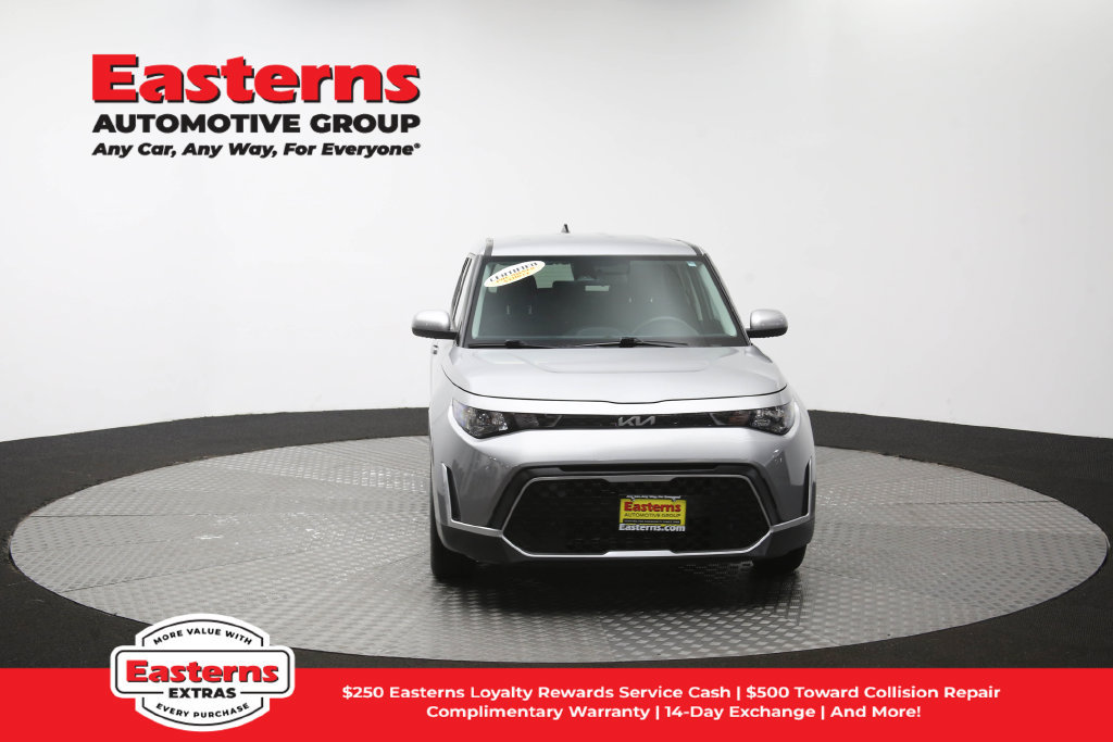 Used 2023 Kia Soul LX w/ LX Technology Package FWD image 53