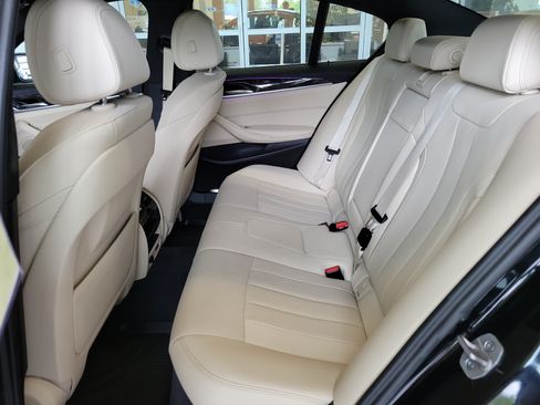 Used 2023 BMW 530i xDrive w/ Convenience Package AWD/4WD image 16