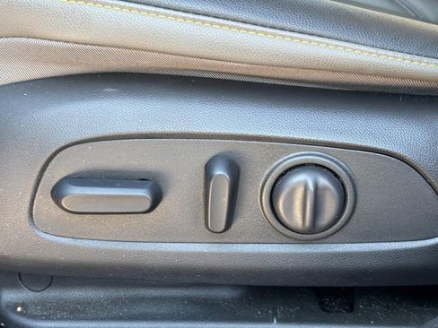 Certified 2024 Chevrolet Trax ACTIV w/ Sunroof Package image 15