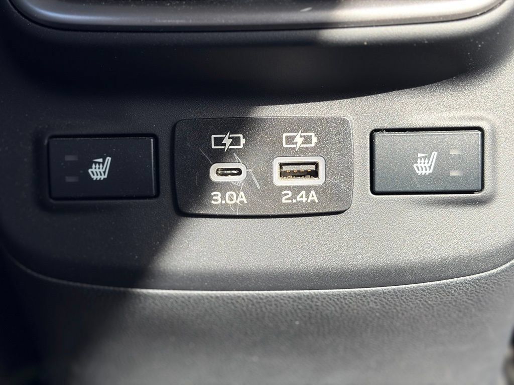Used 2024 Subaru Outback Touring XT AWD/4WD image 18