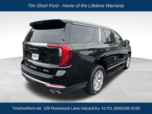 Used 2025 GMC Yukon Denali AWD/4WD image 7