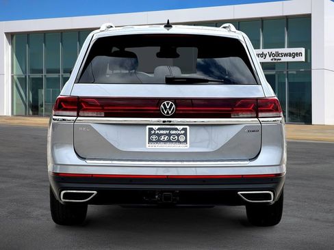 New 2026 Volkswagen Atlas SEL AWD/4WD image 7
