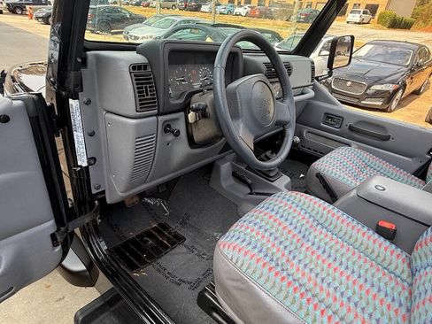 Used 1997 Jeep Wrangler Sport image 26