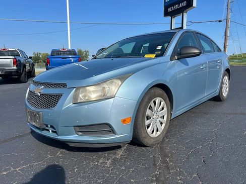 Used 2011 Chevrolet Cruze LS w/ Connectivity Package FWD image 1