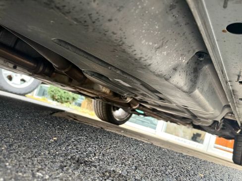 Used 2010 Mercedes-Benz GL 550 4MATIC image 65