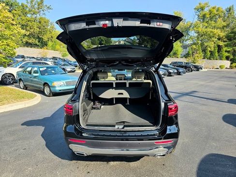New 2026 Mercedes-Benz GLB 250 4MATIC image 9
