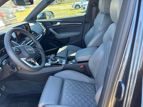Used 2023 Audi SQ5 Premium Plus w/ Premium Plus Package image 9