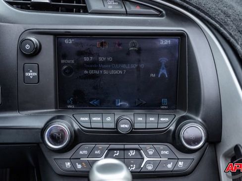 Used 2014 Chevrolet Corvette Stingray Z51 w/ 3LT Preferred Equipment Group image 16