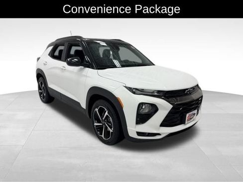 Certified 2023 Chevrolet TrailBlazer RS w/ Sun and Liftgate Package FWD image 6