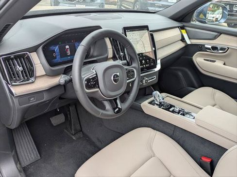New 2026 Volvo XC90 B6 Plus w/ Protection Package Premier AWD/4WD image 7