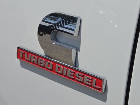 Used 2024 RAM 2500 Laramie AWD/4WD image 22