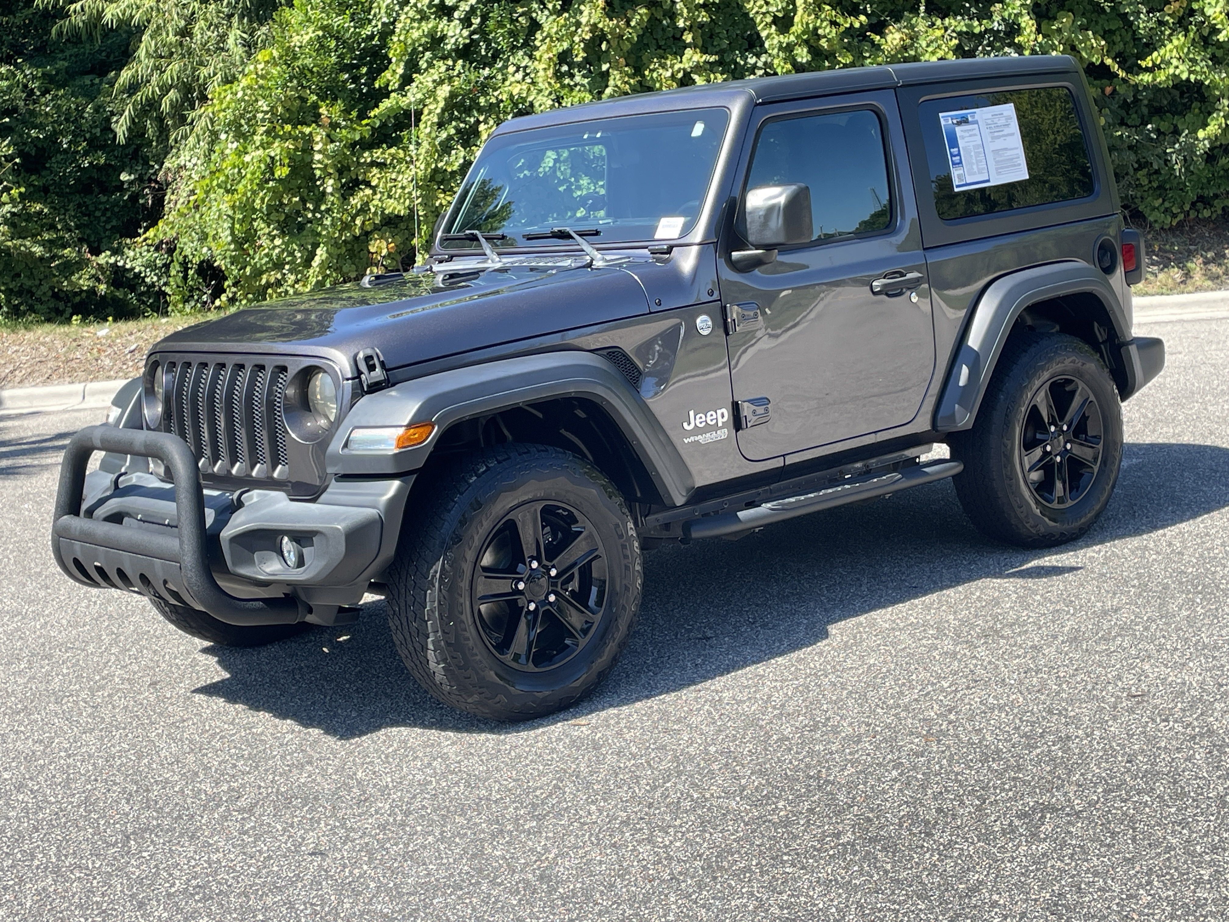 Used 2020 Jeep Wrangler Sport AWD/4WD image 4