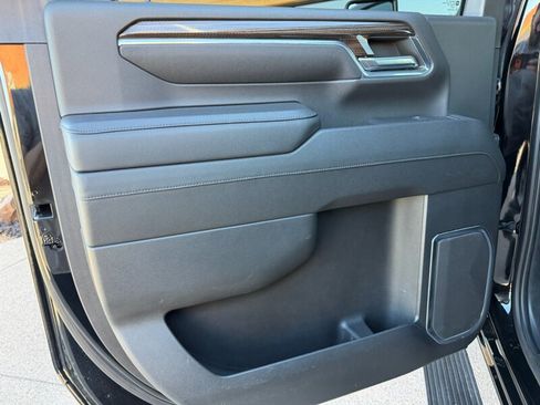 Used 2024 Chevrolet Silverado 2500 LT w/ Convenience Package image 37