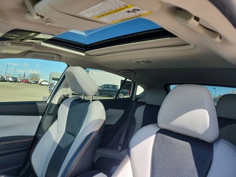 Used 2018 Subaru Crosstrek 2.0i Limited image 20