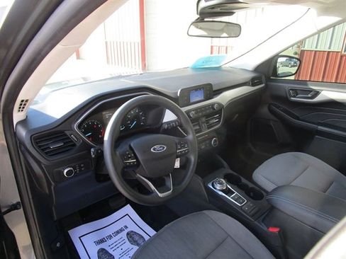 Used 2021 Ford Escape S image 10