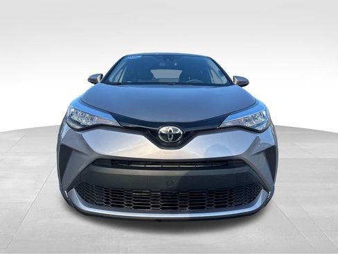 Used 2020 Toyota C-HR LE FWD image 10