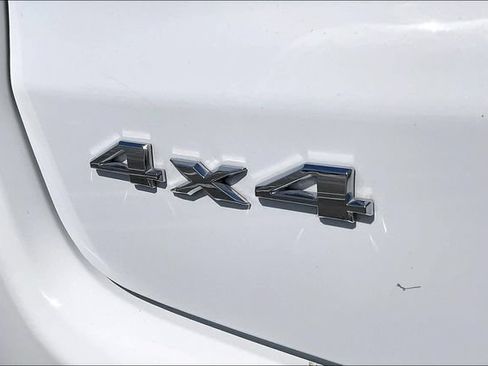 Used 2025 Jeep Compass Sport AWD/4WD image 7