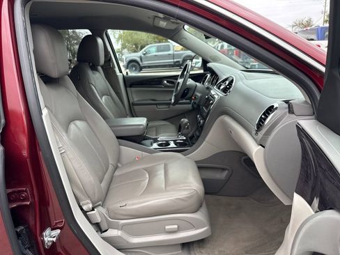 Used 2017 Buick Enclave Convenience image 24