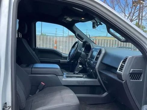 Used 2015 Ford F150 XLT w/ Equipment Group 302A Luxury AWD/4WD image 10