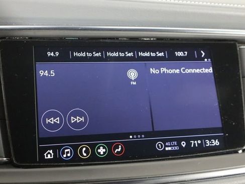 Used 2023 Buick Enclave Essence w/ Trailering Package, 5000 lbs. FWD image 31