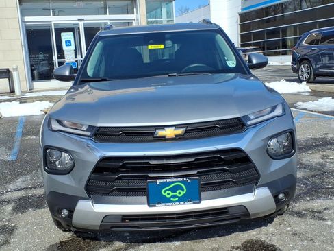 Certified 2023 Chevrolet TrailBlazer LT w/ Convenience Package image 2