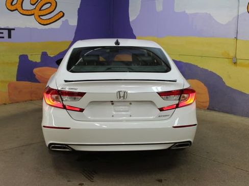Used 2022 Honda Accord Sport image 7