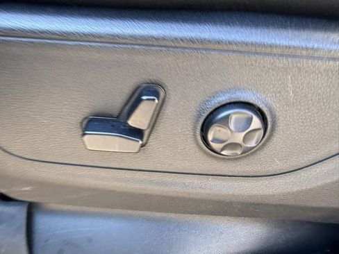 Used 2019 RAM 1500 Big Horn image 13