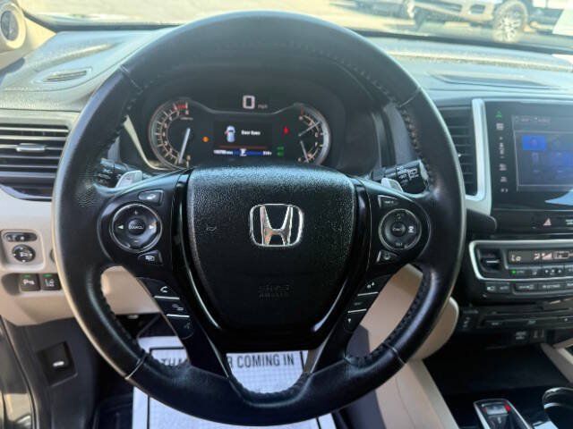 Used 2016 Honda Pilot Touring image 13