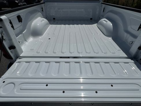 New 2026 RAM 2500 Tradesman w/ Chrome Appearance Group AWD/4WD image 19