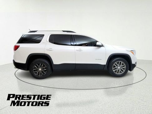 Used 2017 GMC Acadia SLT FWD image 9