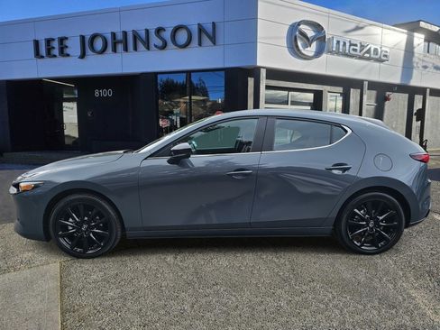Used 2025 MAZDA MAZDA3 Carbon AWD/4WD image 2