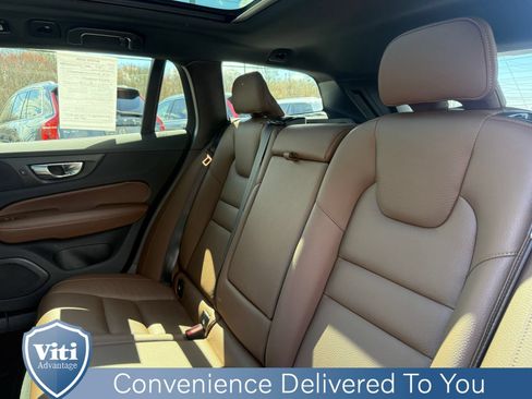 Certified 2025 Volvo V60 B5 Cross Country Plus AWD/4WD image 22