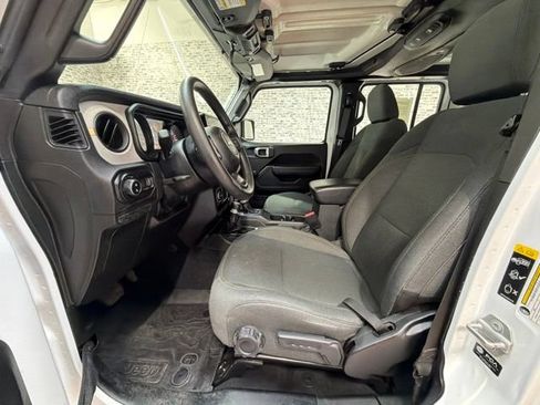 Used 2024 Jeep Gladiator Sport AWD/4WD image 21