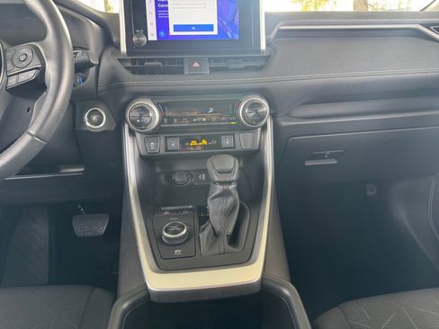 Certified 2023 Toyota RAV4 XLE image 20