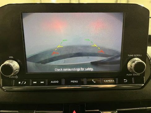 Used 2022 Mitsubishi Outlander ES image 36