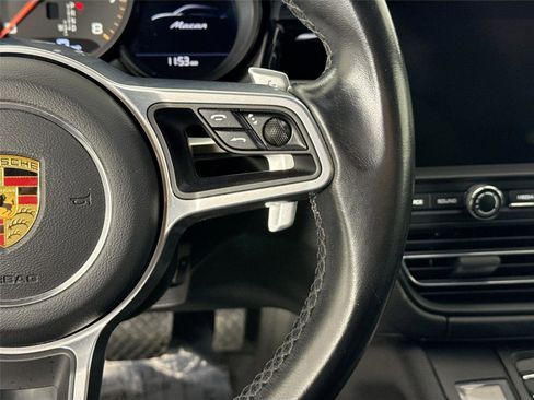 Used 2021 Porsche Macan image 18