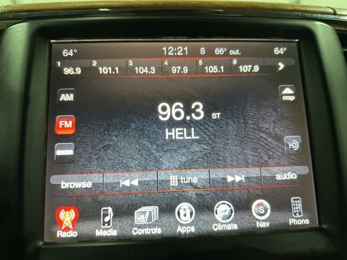 Used 2017 RAM 1500 Laramie Longhorn w/ Convenience Group image 28