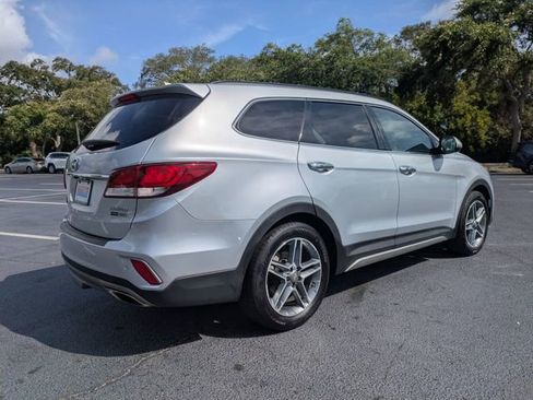 Used 2019 Hyundai Santa Fe XL AWD/4WD image 4