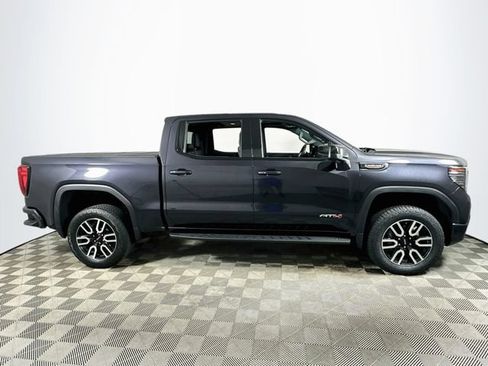Used 2023 GMC Sierra 1500 AT4 w/ AT4 Premium Package AWD/4WD image 2