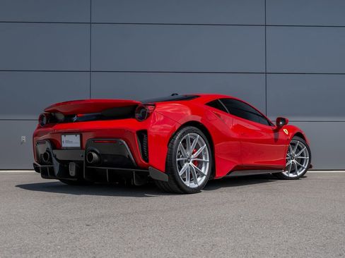 Certified 2019 Ferrari 488 Pista Coupe RWD image 6