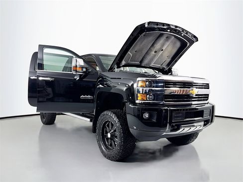 Used 2015 Chevrolet Silverado 3500 High Country image 29