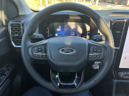 New 2025 Ford Ranger XLT image 10