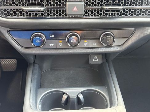 Certified 2023 Honda HR-V LX image 20