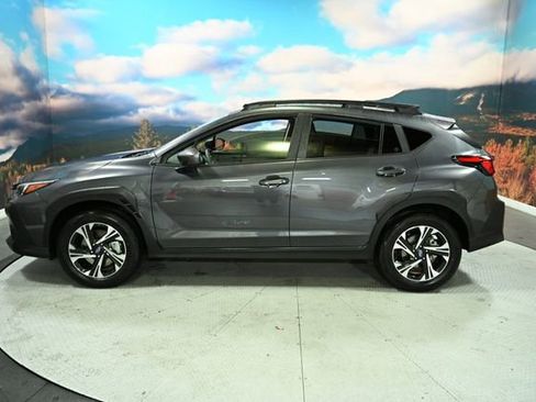 Used 2025 Subaru Crosstrek 2.5i Premium w/ Crosstrek Mirror Package image 5