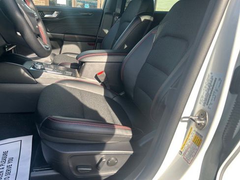 New 2026 Ford Escape ST-Line w/ Tech Pack #1 AWD/4WD image 10