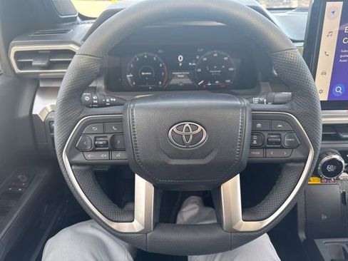 New 2026 Toyota Tacoma TRD Off-Road AWD/4WD image 13